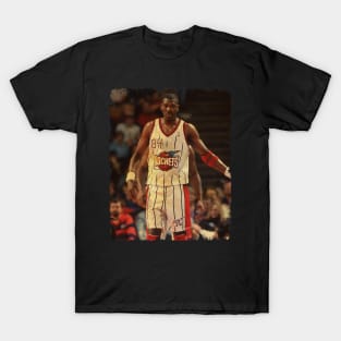 Hakeem Olajuwon - Vintage Design Of Basketball T-Shirt